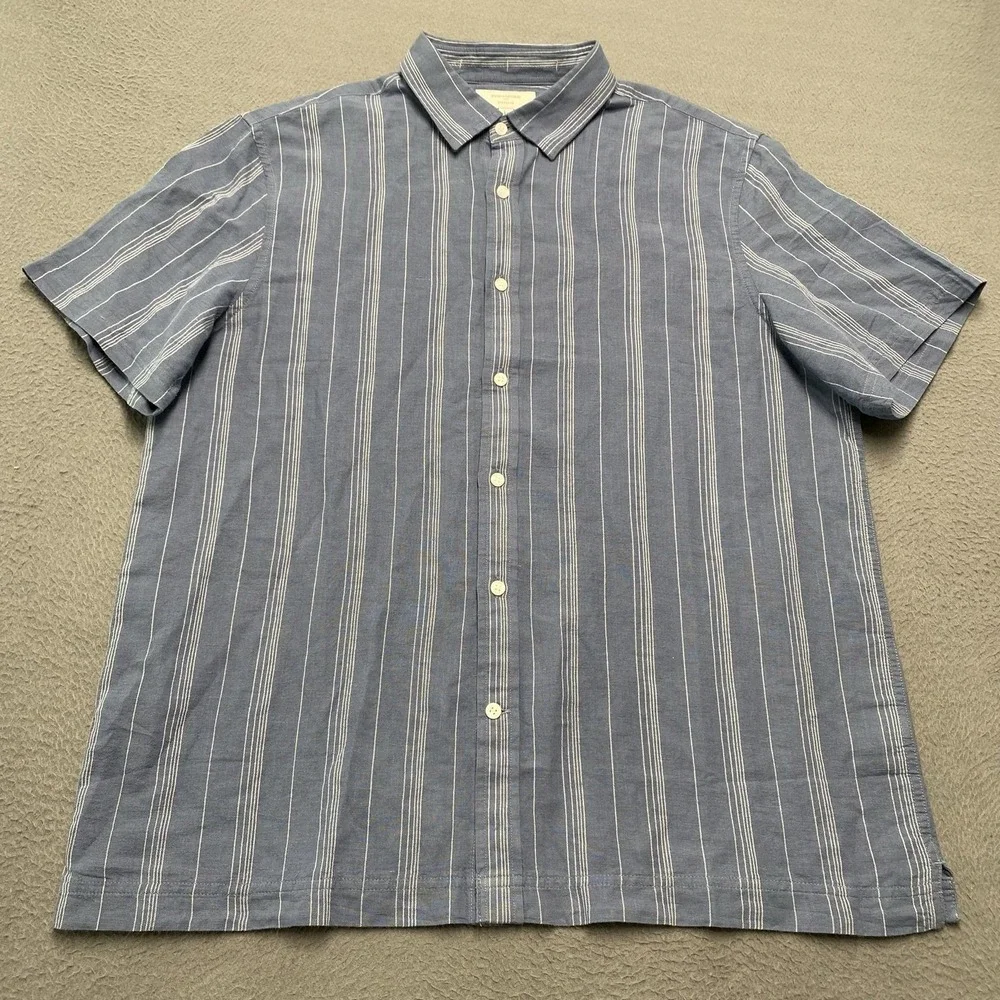 Banana Republic Shirt Mens Large Blue Stripe Short Sleeve Linen Blend Button Up